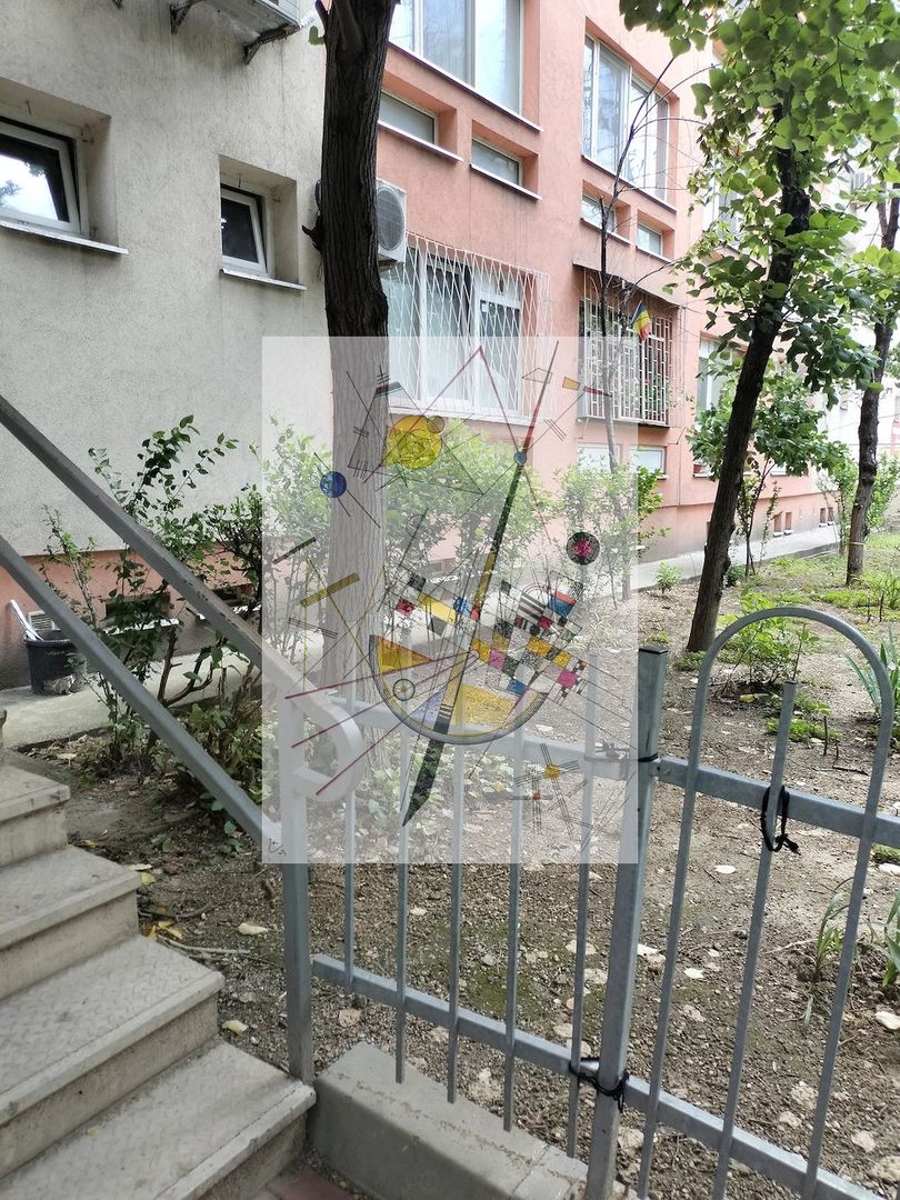Garsoniera spațioasă, renovata, la cheie Th. Pallady Nr. 5 - Poză 11