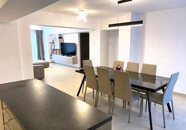 Vânzare 4 Camere Bulevardul Unirii Vis-a-vis Zepter / Rond Alba Iulia) | 110 mp - Poză 1