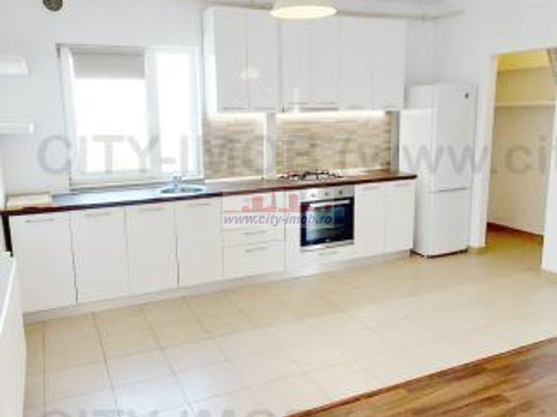 Vanzare  Apartament  trei  camere Baneasa cu terasa de 50 mp - Poză 15