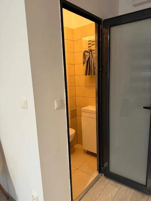Garsoniera renovata - etajul 1, mutare imediata, Sibiu - Poză 6