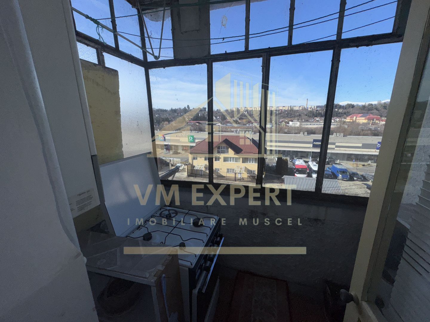 APARTAMENT 2 CAMERE ETAJ 4  VISOI CAMPULUNG ZONA MOL - Poză 9