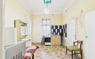 Casă individuală cu anexă în Vaicu - Poză 5