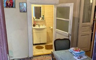 Casa singura in curte la 2 pasi de Calea Calarasilor - Poză 9