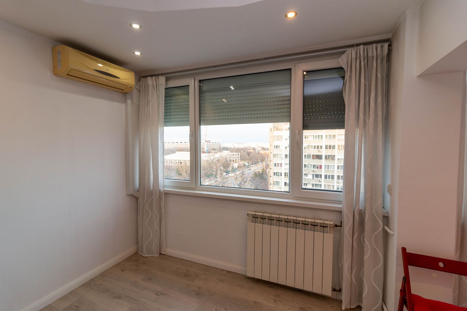 Apartament cu 2 camere decomandat de vanzare in zona Muncii Basarabia - Poză 15
