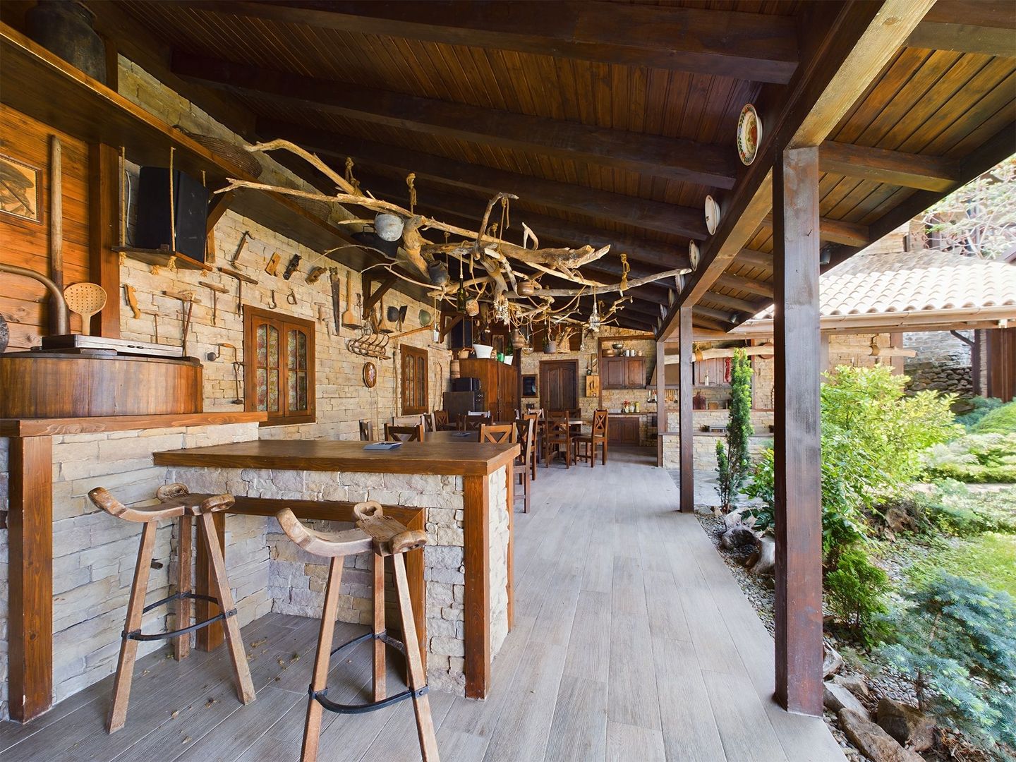 Pensiune de Lux pe Malul Dunării în Dubova - Poză 21