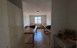 BLOC DE GARSONIERE P+4 SUPRAFAȚĂ UTILĂ 2135MP TEREN 2967 MP CĂMPULUNG - Poză 12
