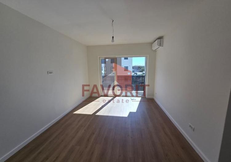 2 camere | bloc nou in oras | etaj 1 | zona excelenta | - Poză 1