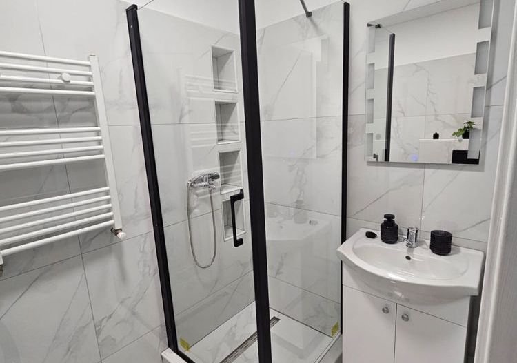 Vand studio/doua camere in pollux totul nou lux - Poză 6