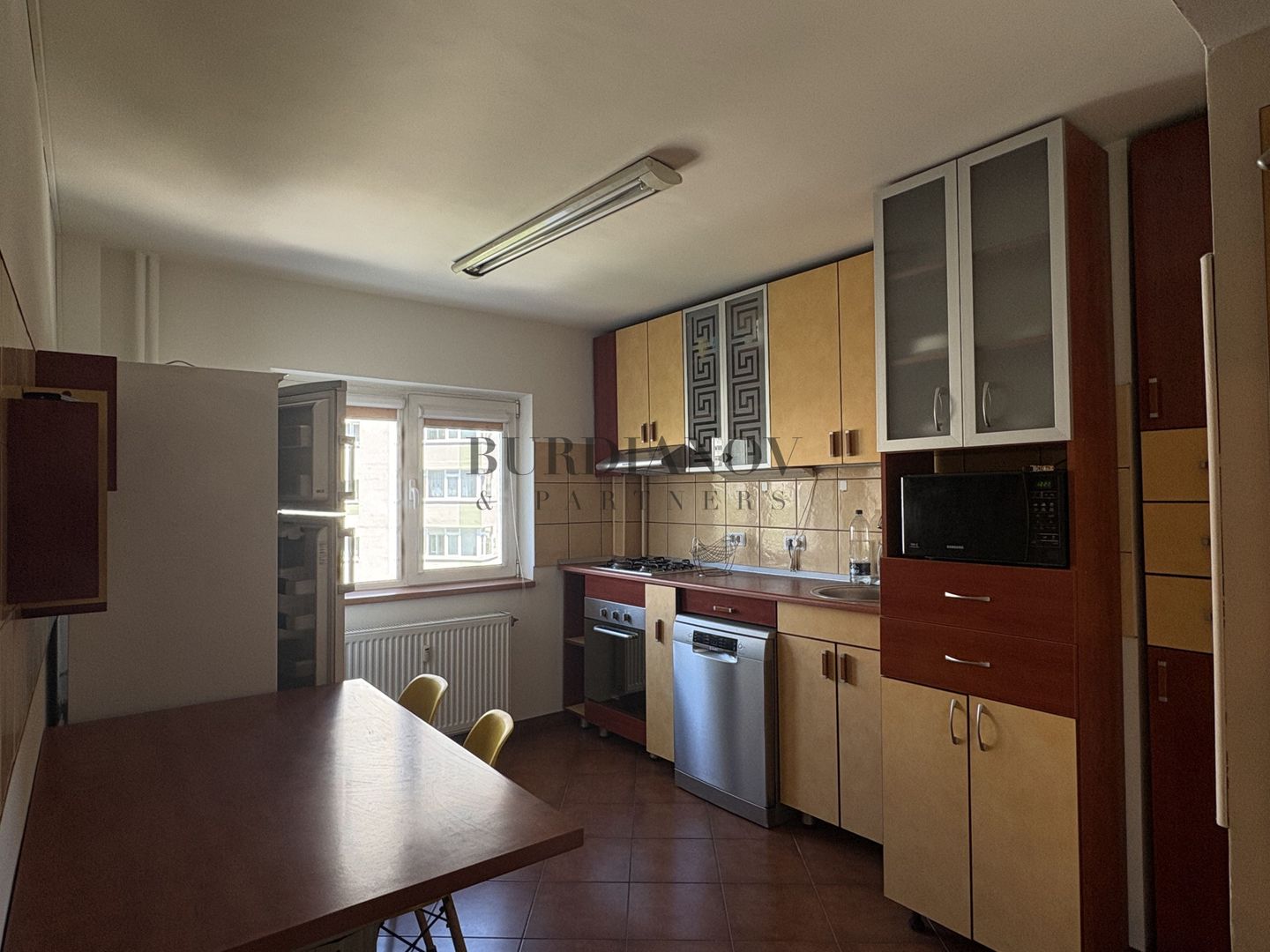Apartament cu 2 camere - decomandat - Mega Mall - Pantelimon - Poză 5