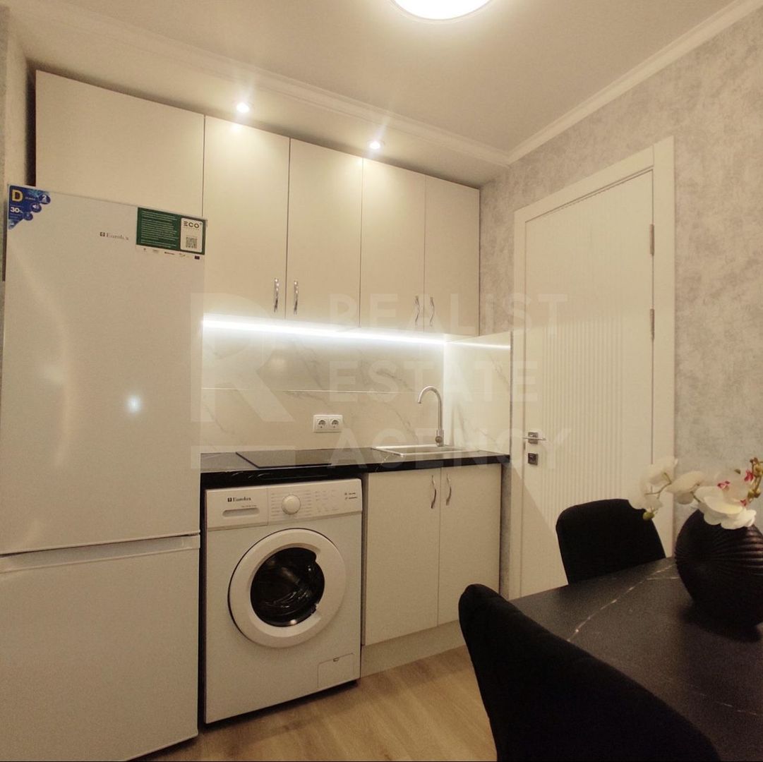 Vânzare, o cameră  str. Igor Vieru, Ciocana - Poză 3