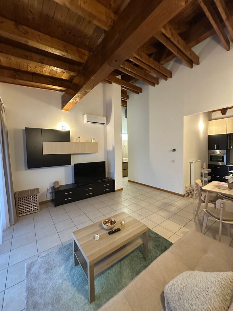Apartment 2 canere la intrare in Dumbravita - Poză 4