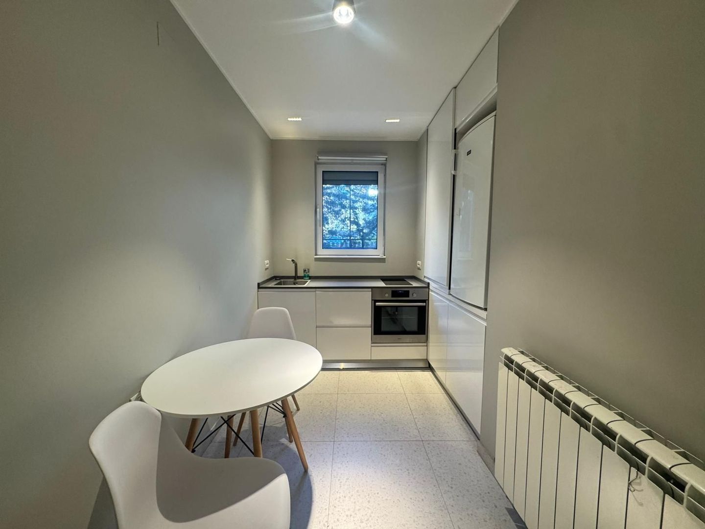 2 CAMERE DECOMANDAT || Primaverii || Jean Monet - Poză 14