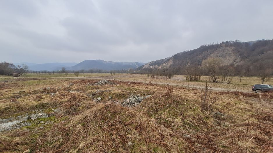 Teren intravilan 4400 MP - Poză 2