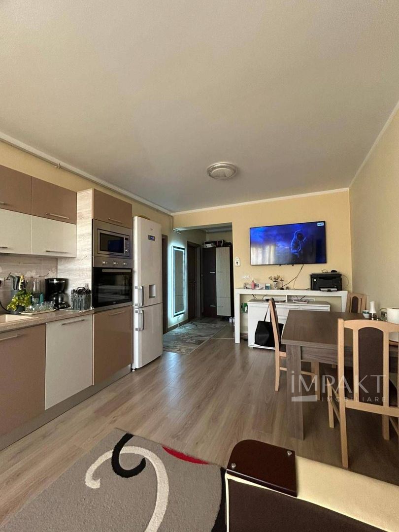 Apartament de vanzare cu 3 camere,parcare inclusă , zona Baciu - Poză 2