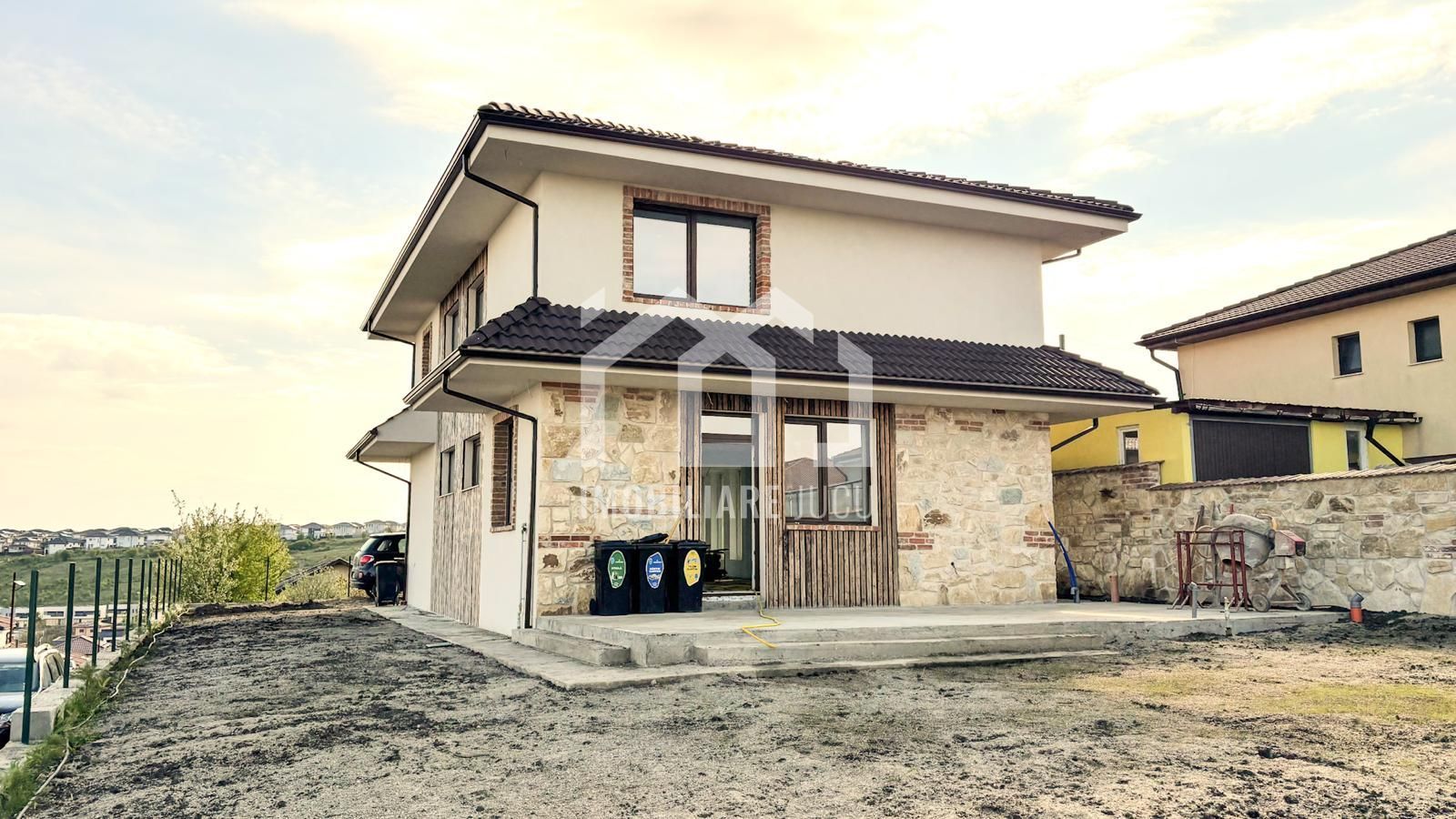 Casa Individuala 4 camere, 135mp, teren 450mp, Zona Linistita, Dezmir - Poză 18