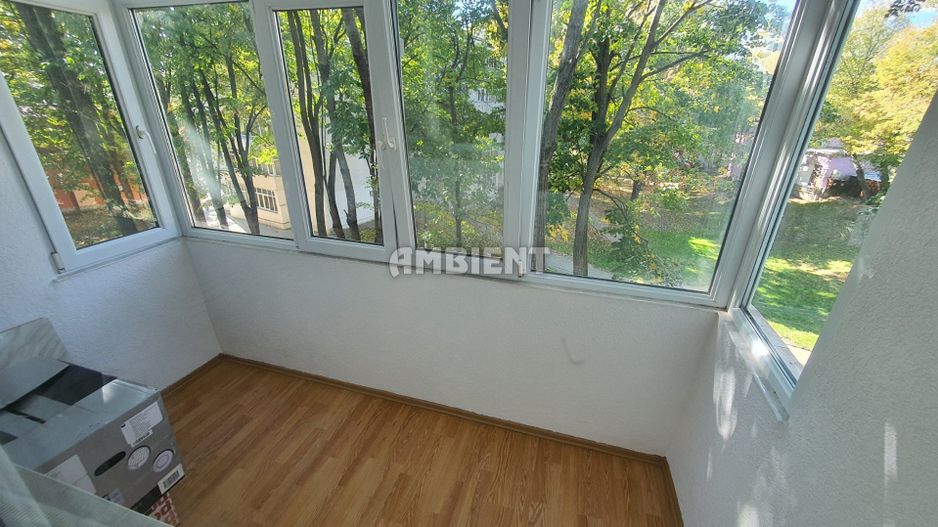 Apartament 3 camere, etaj 2, renovat, mobilat și utilat, zona DONICI; - Poză 7