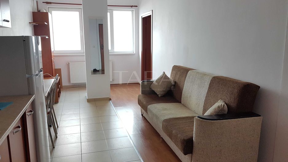 Apartament 2 camere, mobilat și utilat, în zona centrală - Poză 3