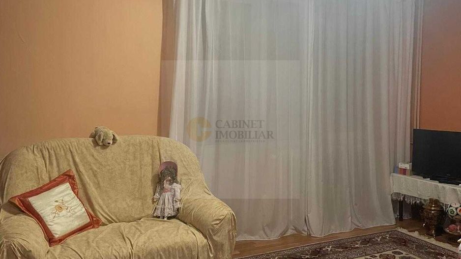 2 camere | Decomandat | Parcare | 2 balcoane | Bloc 1978 - Poză 3