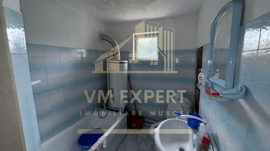 CASĂ 7 CAMERE TEREN 468 MP BUGHEA DE SUS ARGEȘ - Poză 17