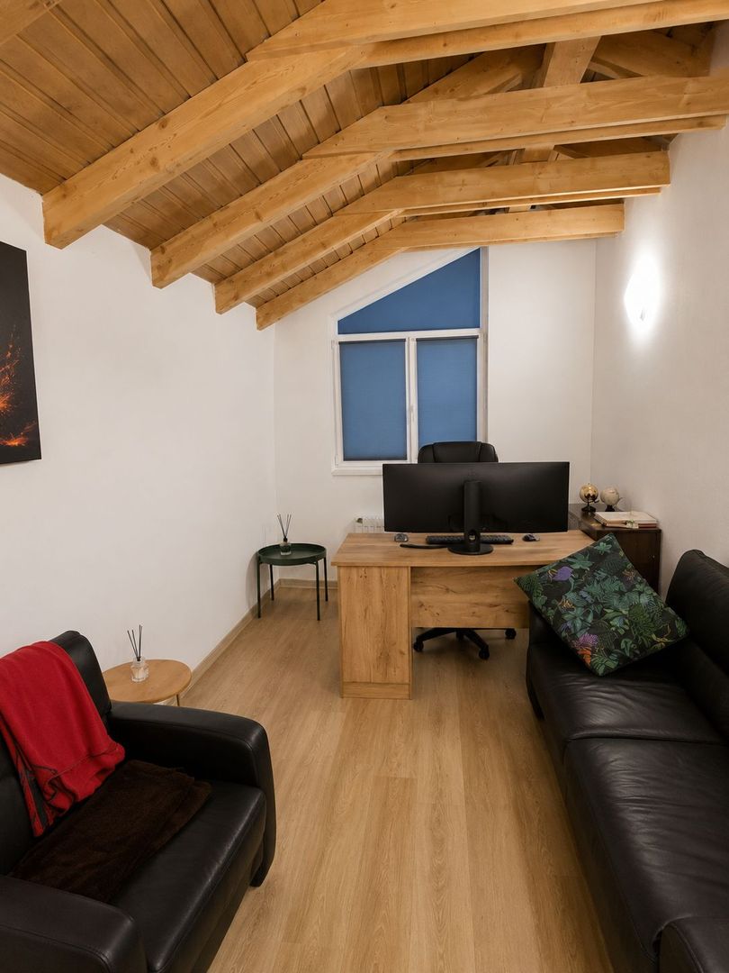 Apartament de vanzare cu 4 camere in zona Centru Alba Iulia - Poză 3