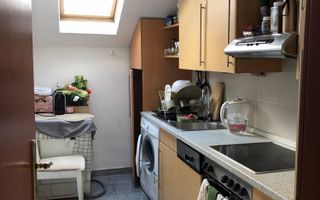 Apartament la mansardă, cu scară interioară. - Poză 6