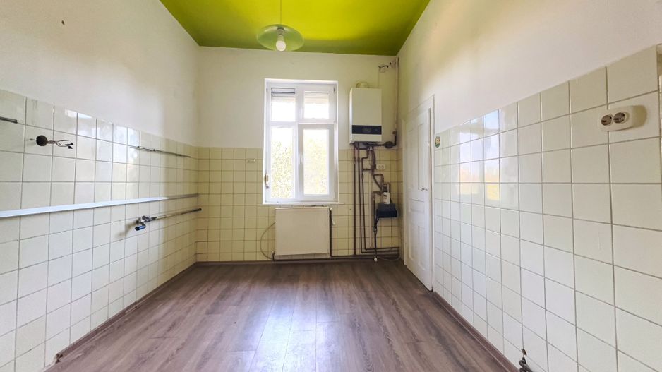 Casă / Vilă cu 6 camere de vânzare în zona Elisabetin - Poză 12