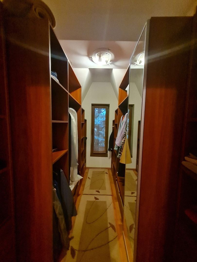 Vila individuala,la 10 min de Piața Victoriei! - Poză 32