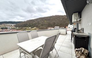 Oaza de liniste- Apartament premium cu vedere panoramica spre padure - Poză 16