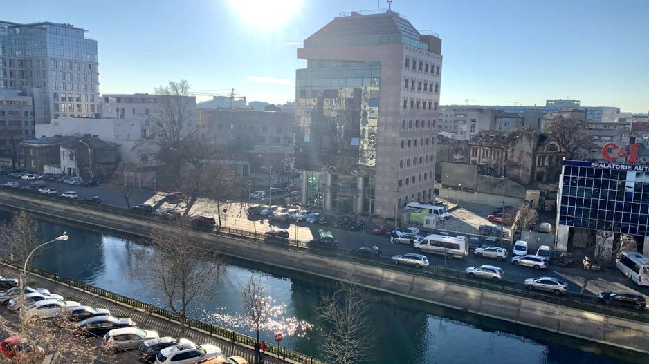 De Inchiriat Garsoniera vedere Dambovita, Splaiul Unirii - Poză 6