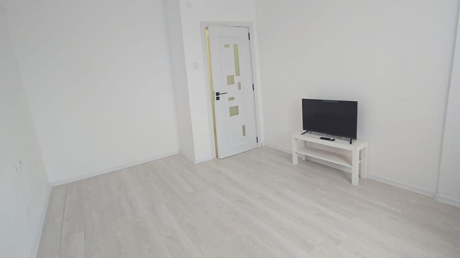 APARTAMENT 2 CAMERE RENOVAT COMPLET - Poză 1