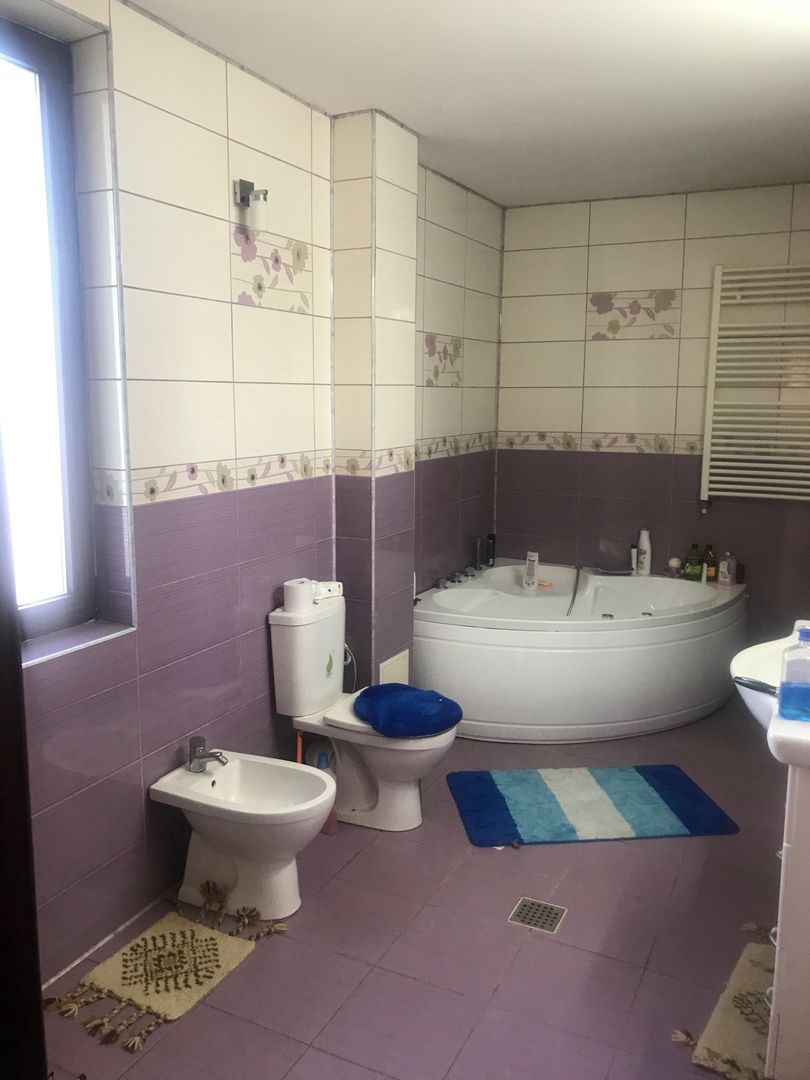 Vanzare vila 300mp,D+P+E+M,Iasi Belvedere-Rond Vechi,teren 550 mp - Poză 5