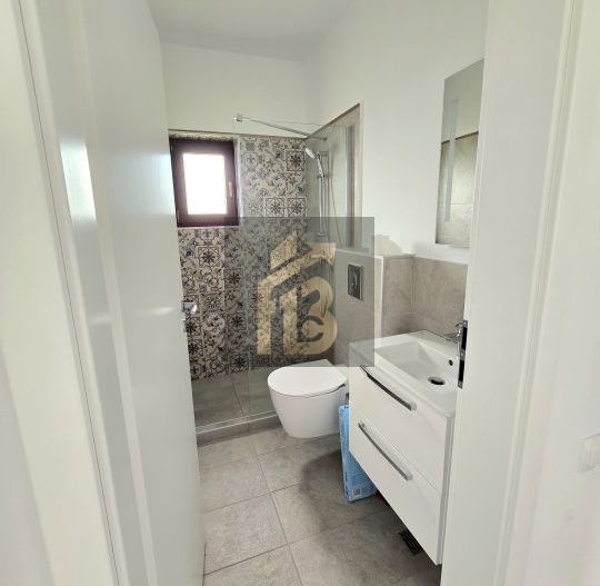 ​Casă 3 camere, 2 băi, curte generoasă 471 mp - Complex Luna, Balotești - Poză 6