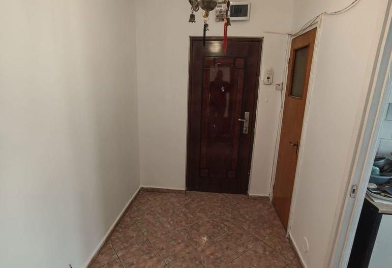 Apartament renovat cu trei camere,  Emil Racovita, 106.000€ - Poză 6