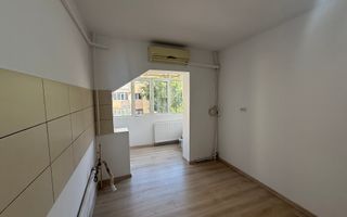 2 decomandate, centrala, etaj 1/4 - 1 Mai - Poză 6