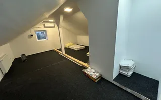 Cladire pretabila spațiu birouri/ clinica - Poză 29