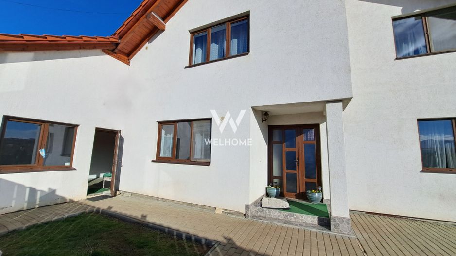 Casa spatioasa si utila,  5 camere, garaj, pivnita  - Sibiu - Poză 1