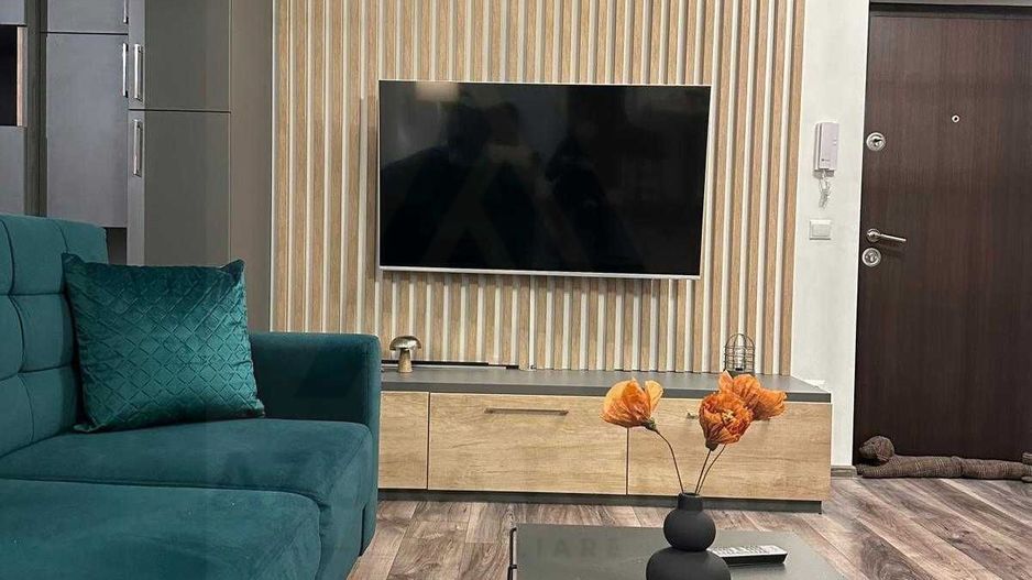 Apartament 2 camere utilat premium garaj subteran si balcon Central - Poză 2