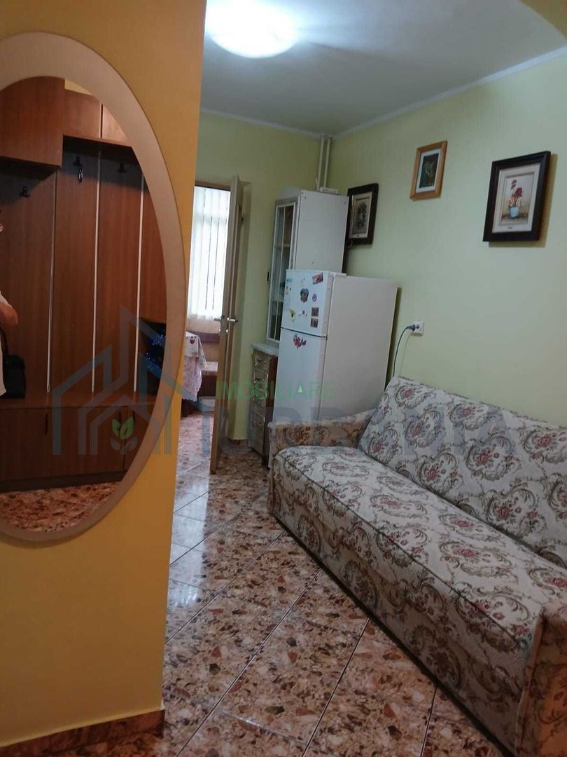 # închiriez cameră apartament - Poză 2