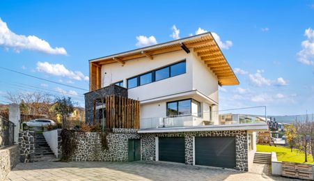 Reprezentare exclusiva! Lux si arhitectura la superlativ!