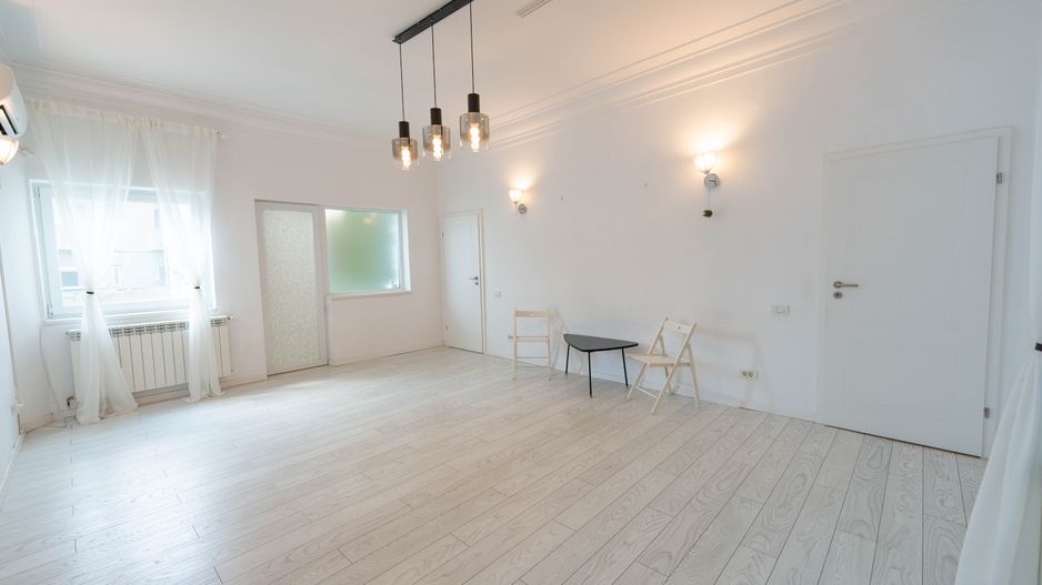 Apartament de inchiriat, 137 mp, central, curte proprie - Poză 4