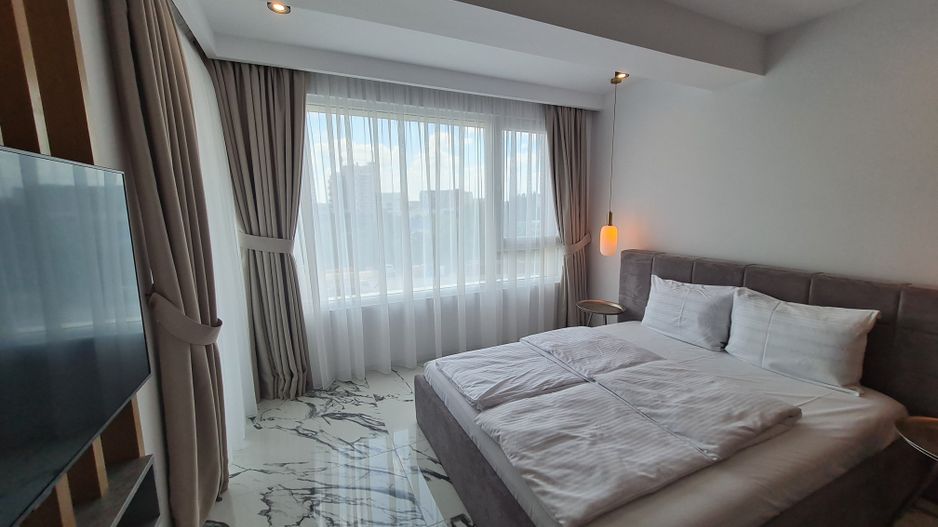 Calitate,prestanta,eleganta.. - Poză 8