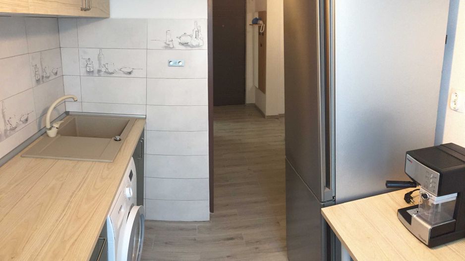 APARTAMENT CU LOC PARCARE ZONA PIATA MUNCII - Poză 4
