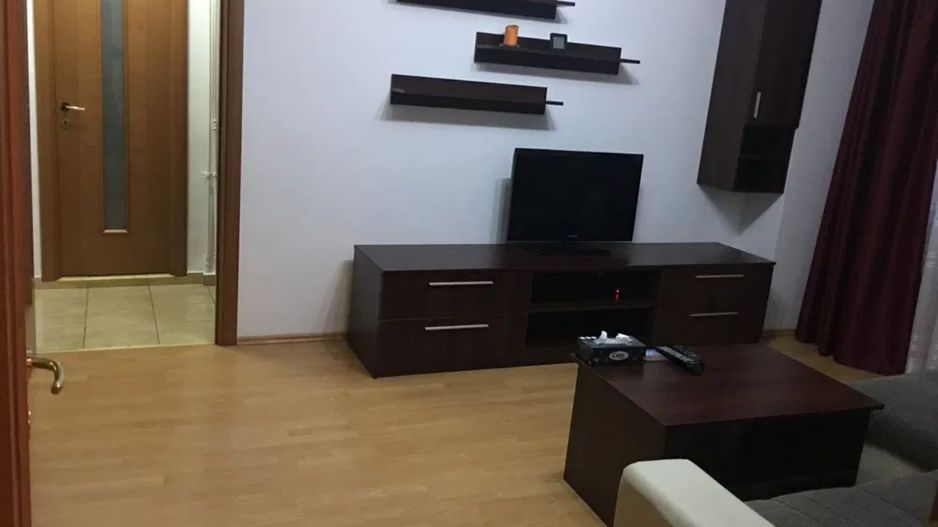 AP. 2 CAMERE TEIUL DOAMNEI, BUCATARIE INCHISA, MOBILAT/UTILAT MODERN - Poză 2