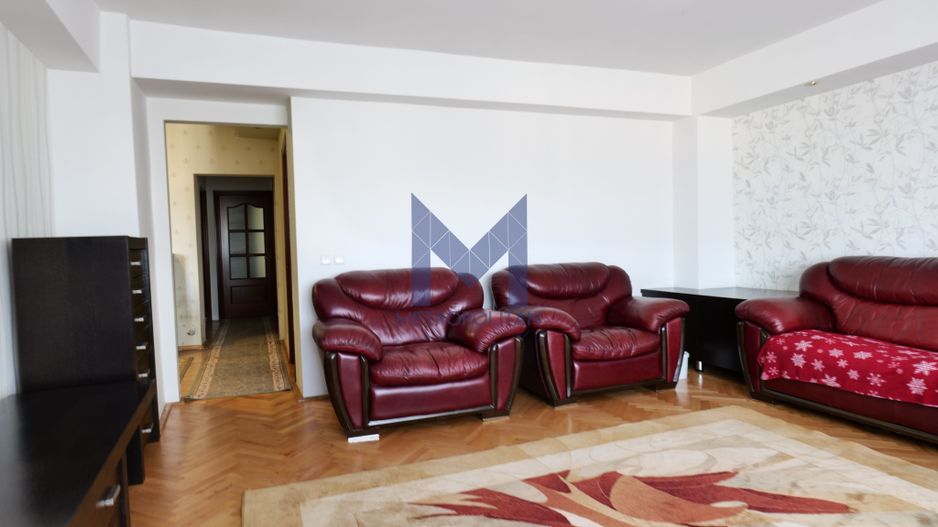 De închiriat 4 camere, N.Titulescu- 2 parcări-merită văzut LIVE! - Poză 1