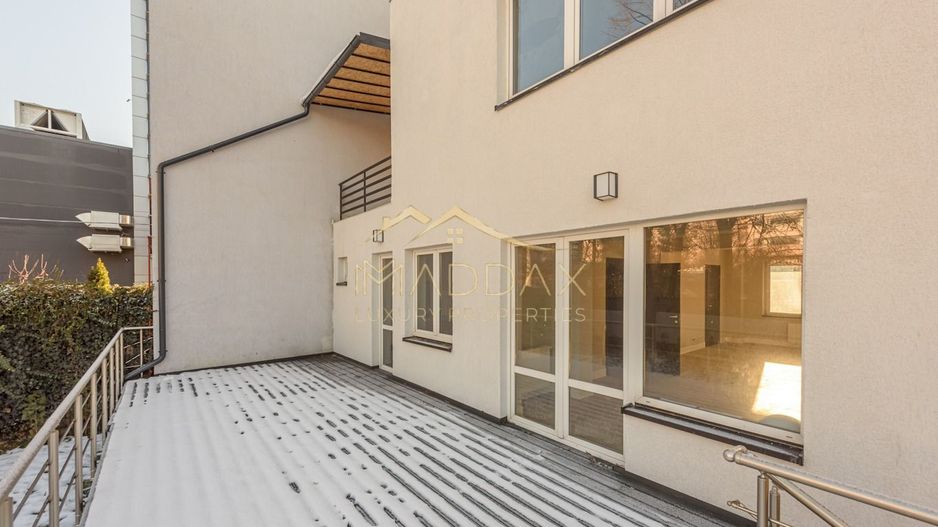 Vila ***400mp*** + Curte Proprie // zona Aviației - Poză 37