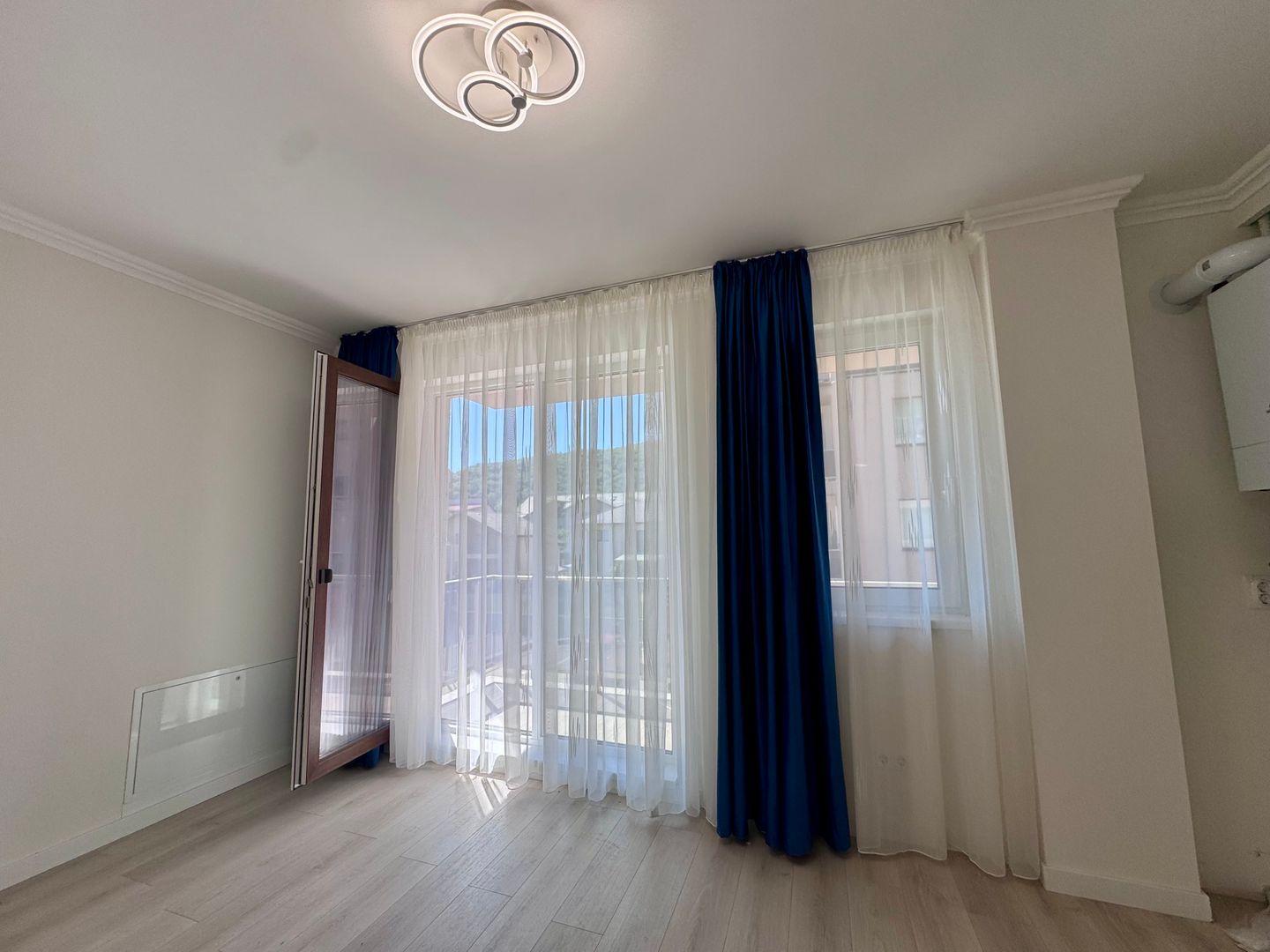 Apartament  9 C3 3 camere Tautului Residence  Parc Poligon Sub Cetate - Poză 4