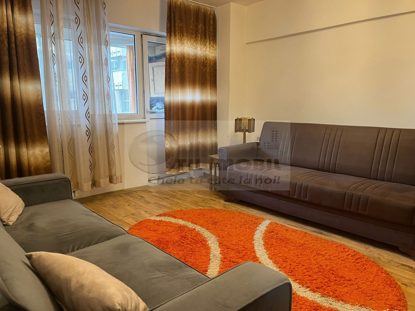 Apartament 1 camera Piata Unirii - 350 EURO - Poză 1