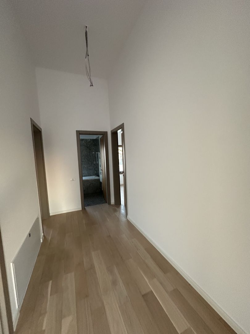 Casa cu 4 camere - Dumbravita - Poză 19
