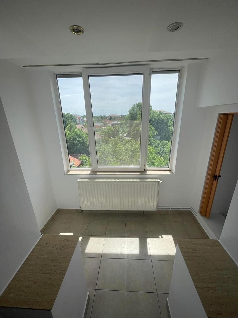 Decomandat si spatios - Poză 8