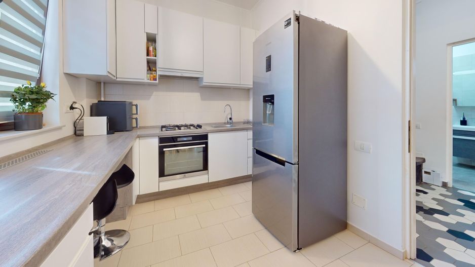 Apartament 2 camere mobilat - spatios 5 min metrou Straulesti - Poză 12